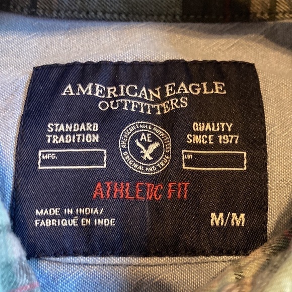 American Eagle outfitters size medium green, gray blue button up flannel - Picture 7 of 9